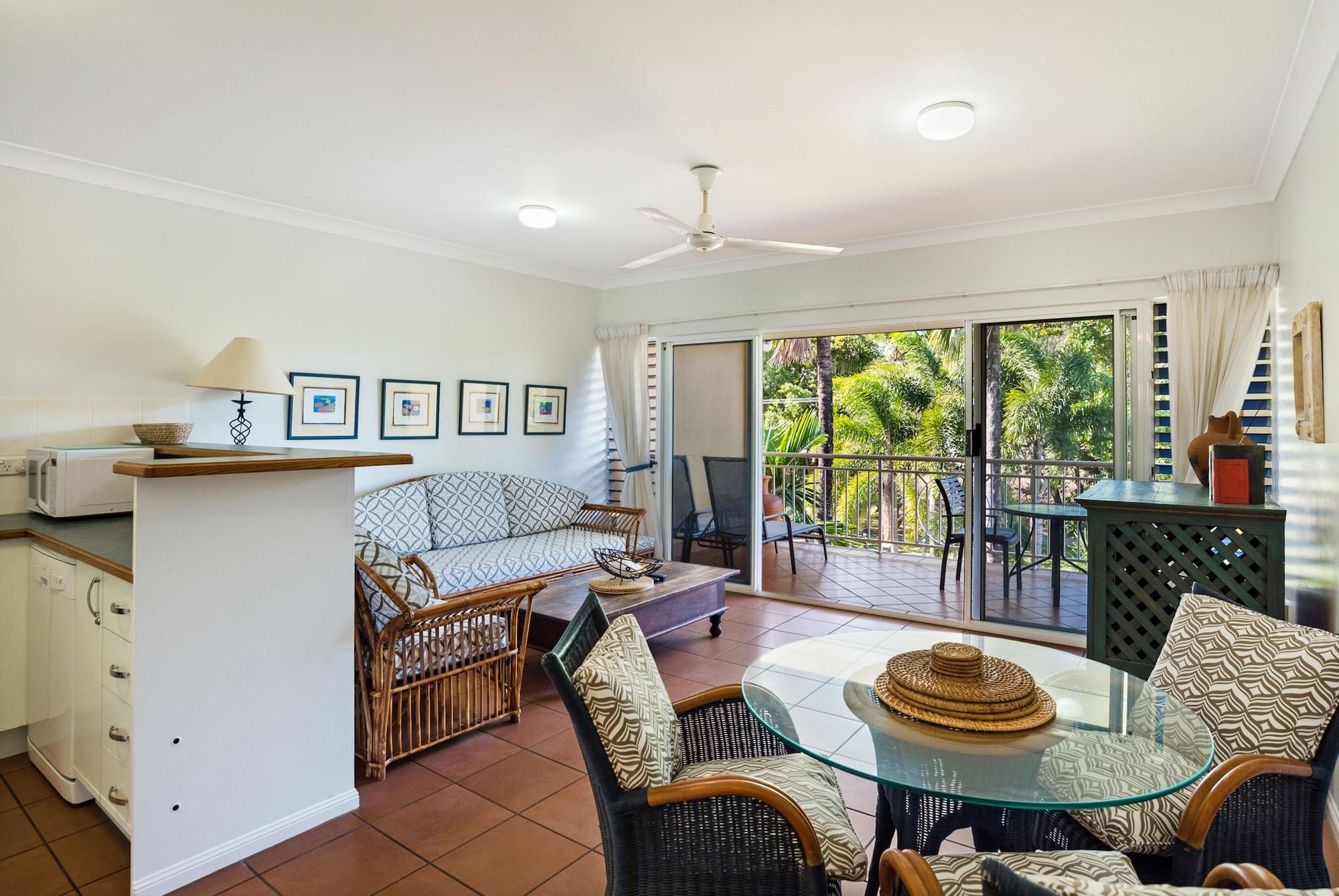 The York Beachfront Holiday Apartments Yorkeys Knob Exterior foto