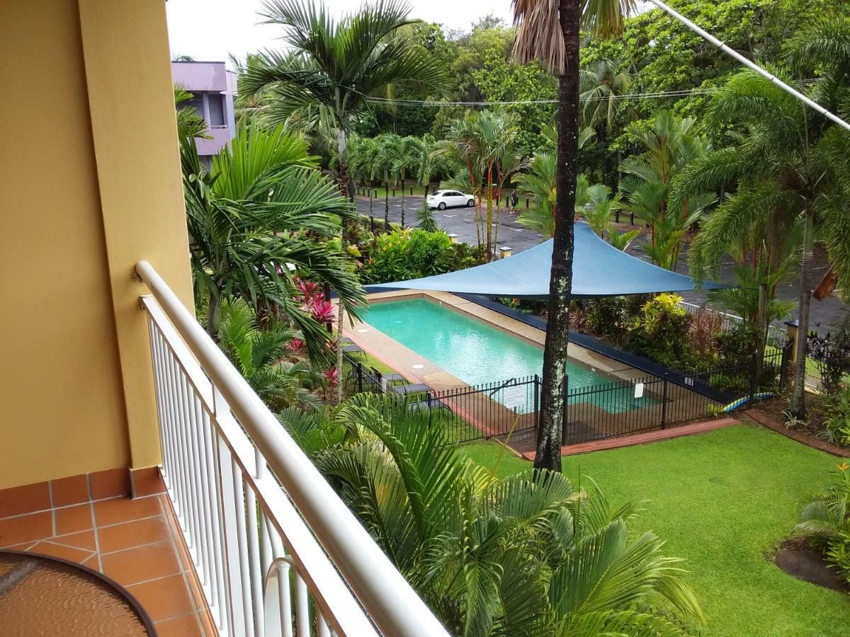 The York Beachfront Holiday Apartments Yorkeys Knob Exterior foto